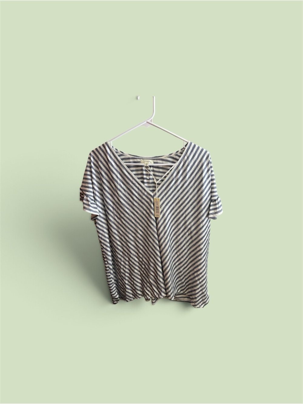 Max Studio Black & White Striped V-Neck Tie-Hem Top